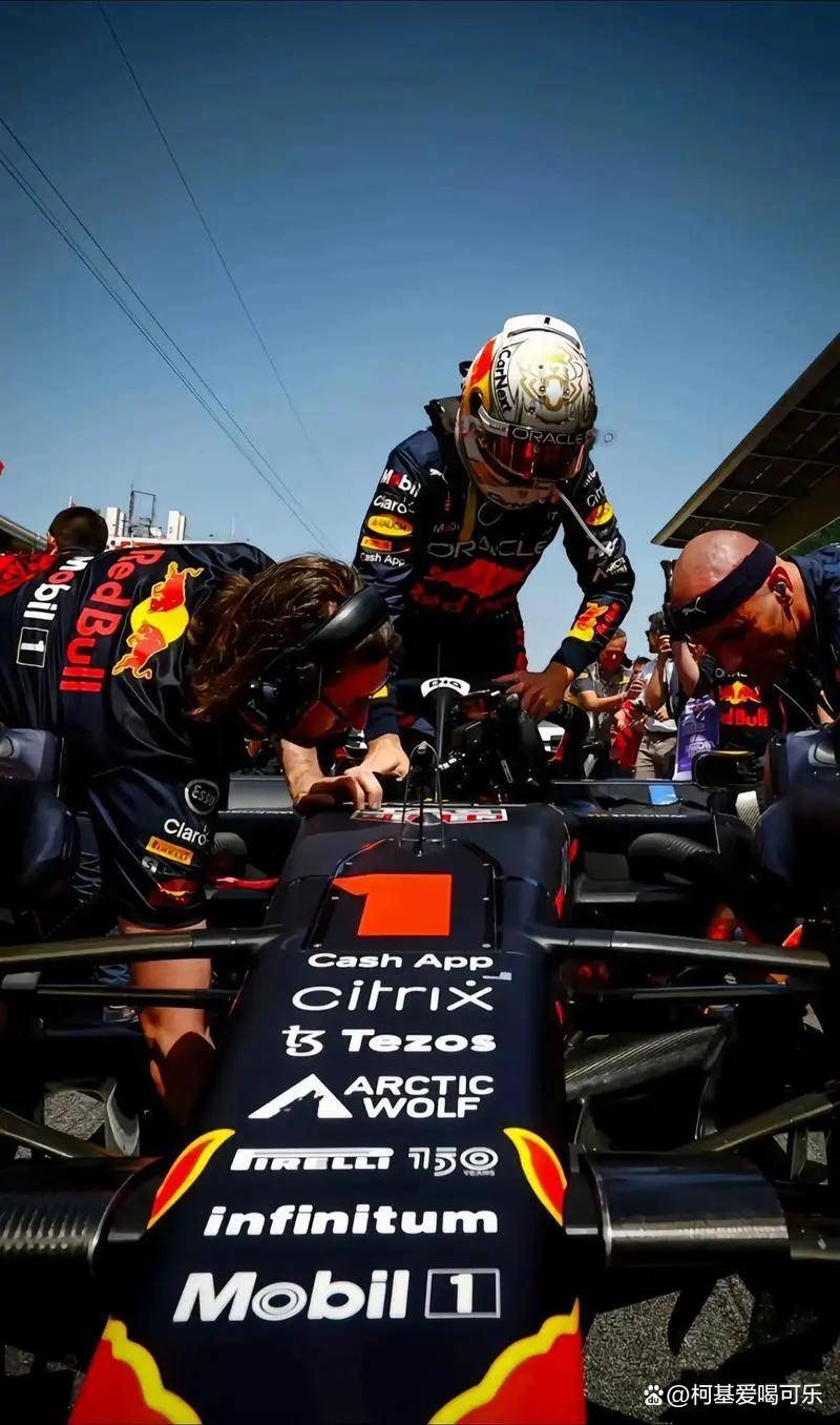 开云体育登录-威廉姆斯鏖战哈斯车队，维斯塔潘惊艳四座