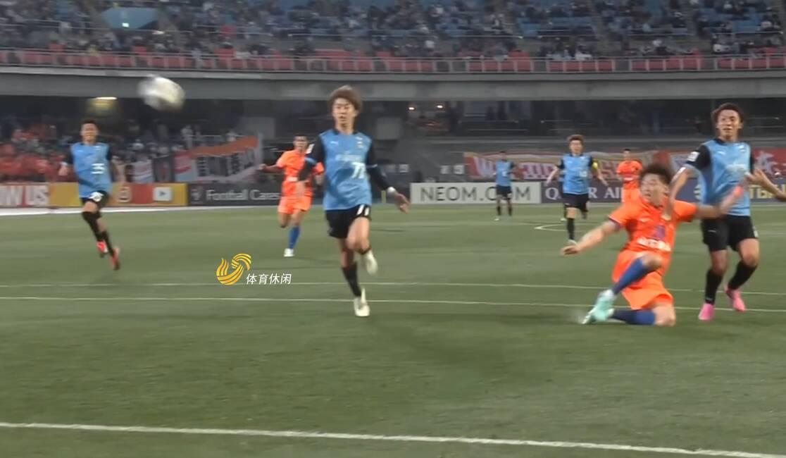 开云体育在线-上海队遭遇失利，主教练表示球队还需进步