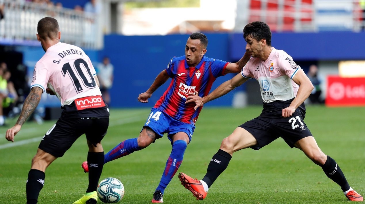 马德里竞技客场不敌埃瓦尔，遭遇联赛两连败