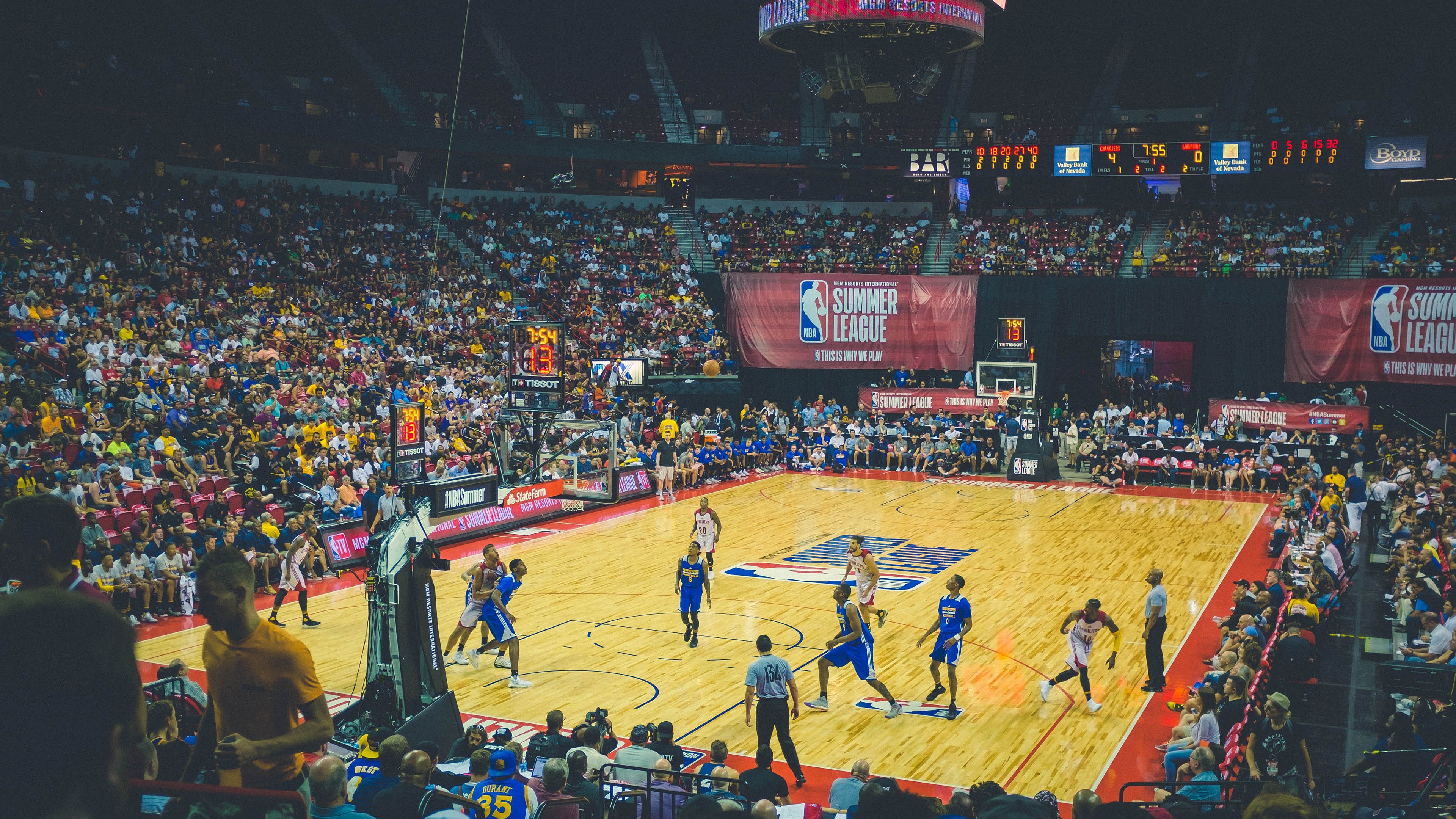 米切尔存在感拉满,快船提前终结悬念,广东队启示录,当唯一性成为胜负手